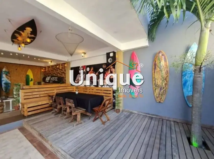 Foto 1 de Pousada com 11 quartos à venda, 650m2 em Jardim Excelsior, Cabo Frio - RJ