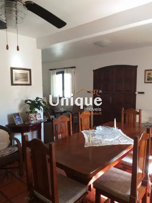 Foto 3 de Casa com 3 quartos à venda, 150m2 em Braga, Cabo Frio - RJ