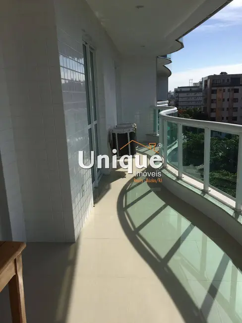 Foto 2 de Cobertura com 4 quartos à venda e para alugar, 178m2 em Vila Nova, Cabo Frio - RJ