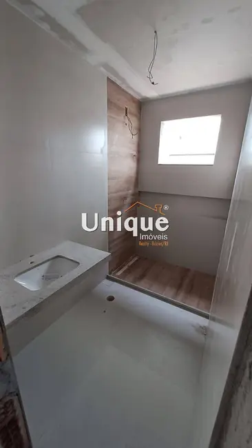 Casa com 3 quartos à venda, 252m2 em Nova São Pedro, Sao Pedro Da Aldeia - RJ - imagem 7 Foto 7 de Casa com 3 quartos à venda, 252m2 em Nova São Pedro, Sao Pedro Da Aldeia - RJ