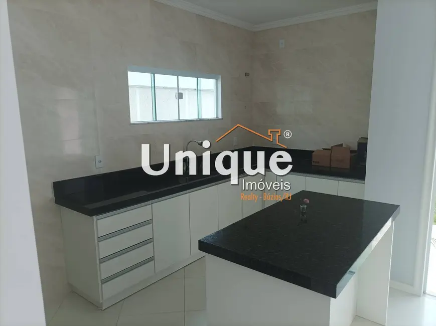 Casa com 3 quartos à venda, 210m2 em Caminho de Búzios, Cabo Frio - RJ - imagem 5 Foto 5 de Casa com 3 quartos à venda, 210m2 em Caminho de Búzios, Cabo Frio - RJ