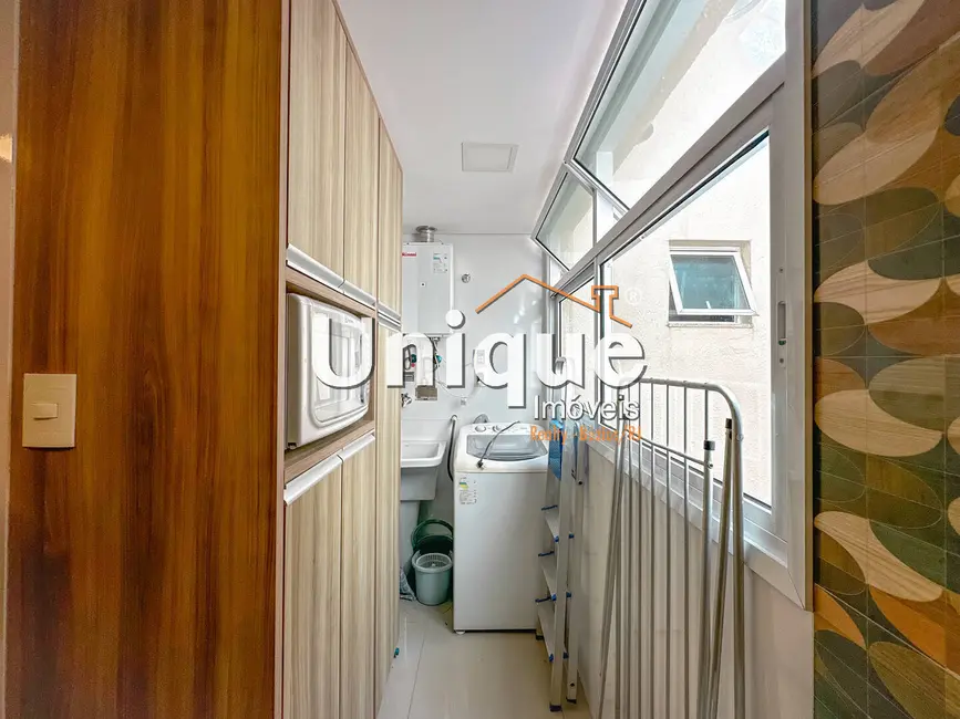 Cobertura com 5 quartos à venda, 220m2 em Passagem, Cabo Frio - RJ - imagem 7 Foto 7 de Cobertura com 5 quartos à venda, 220m2 em Passagem, Cabo Frio - RJ