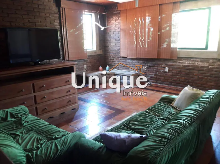 Casa com 4 quartos à venda, 116m2 em Portinho, Cabo Frio - RJ - imagem 3 Foto 3 de Casa com 4 quartos à venda, 116m2 em Portinho, Cabo Frio - RJ