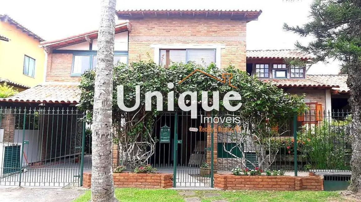 Foto 1 de Casa com 4 quartos à venda, 116m2 em Portinho, Cabo Frio - RJ