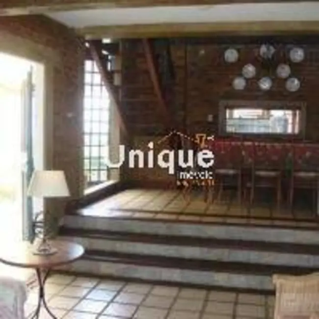 Casa com 4 quartos à venda, 116m2 em Portinho, Cabo Frio - RJ - imagem 5 Foto 5 de Casa com 4 quartos à venda, 116m2 em Portinho, Cabo Frio - RJ