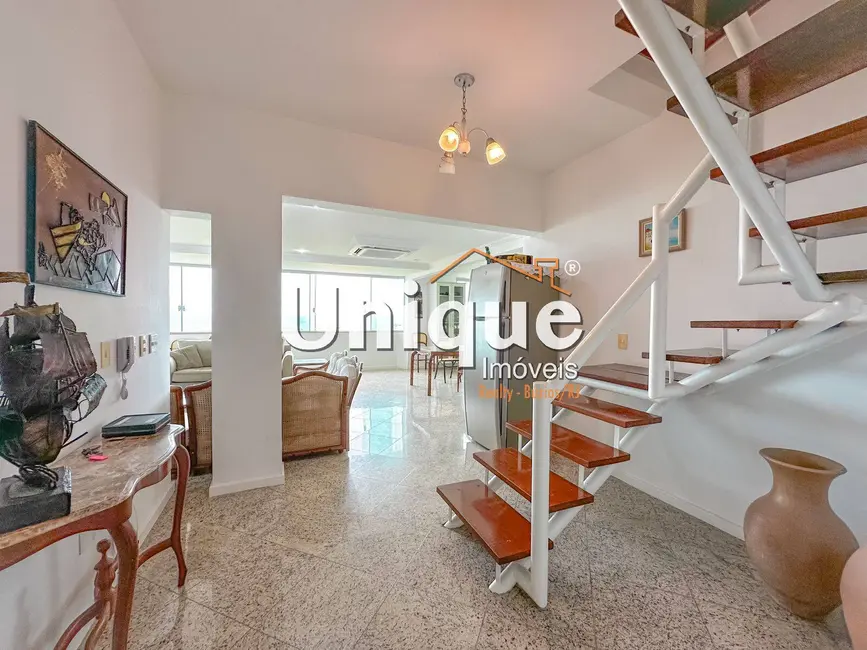 Apartamento com 5 quartos à venda, 347m2 em Algodoal, Cabo Frio - RJ - imagem 6 Foto 6 de Apartamento com 5 quartos à venda, 347m2 em Algodoal, Cabo Frio - RJ