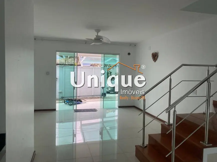 Foto 3 de Casa com 4 quartos à venda, 175m2 em Portinho, Cabo Frio - RJ