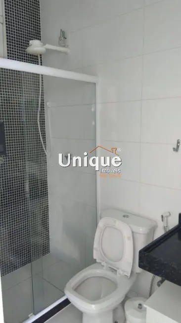 Foto 9 de Casa com 4 quartos à venda, 170m2 em Cabo Frio - RJ