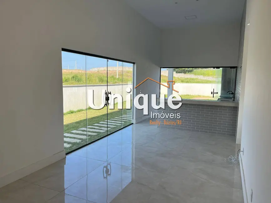 Foto 3 de Casa com 4 quartos à venda, 450m2 em Balneário São Pedro, Sao Pedro Da Aldeia - RJ