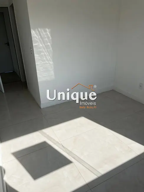 Foto 9 de Casa com 4 quartos à venda, 450m2 em Balneário São Pedro, Sao Pedro Da Aldeia - RJ
