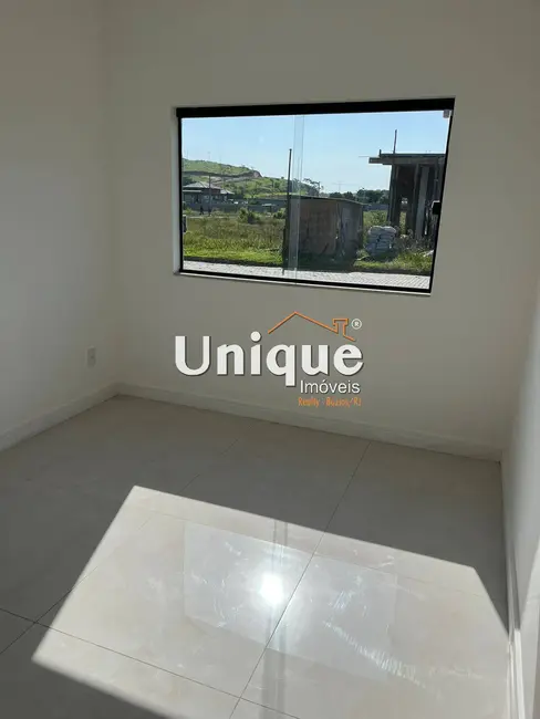 Foto 8 de Casa com 4 quartos à venda, 450m2 em Balneário São Pedro, Sao Pedro Da Aldeia - RJ