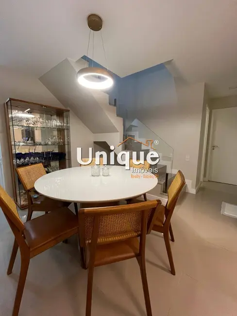 Cobertura com 3 quartos à venda, 180m2 em Braga, Cabo Frio - RJ - imagem 4 Foto 4 de Cobertura com 3 quartos à venda, 180m2 em Braga, Cabo Frio - RJ