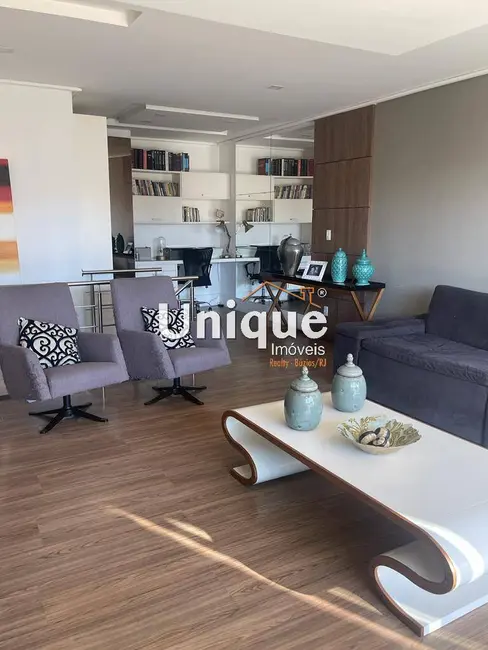 Foto 7 de Cobertura com 5 quartos à venda, 300m2 em São Bento, Cabo Frio - RJ