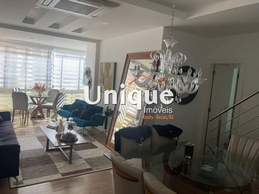 Foto 3 de Cobertura com 5 quartos à venda, 300m2 em São Bento, Cabo Frio - RJ