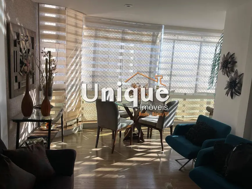 Foto 4 de Cobertura com 5 quartos à venda, 300m2 em São Bento, Cabo Frio - RJ