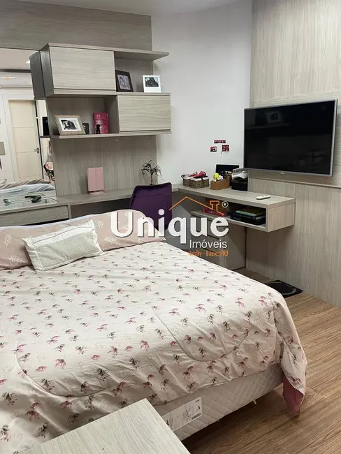 Foto 8 de Cobertura com 5 quartos à venda, 300m2 em São Bento, Cabo Frio - RJ