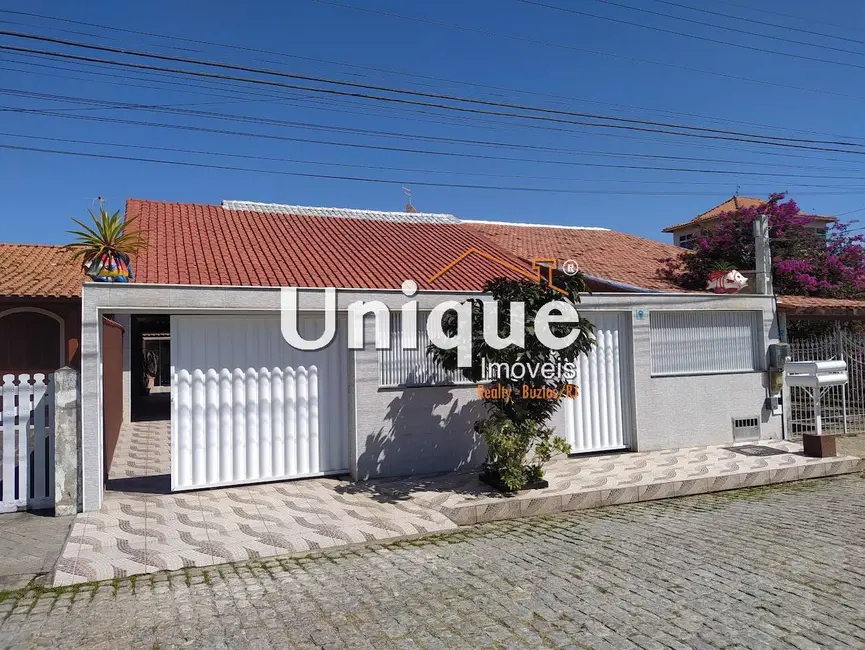 Foto 1 de Casa com 5 quartos à venda, 300m2 em Campo Redondo, Sao Pedro Da Aldeia - RJ