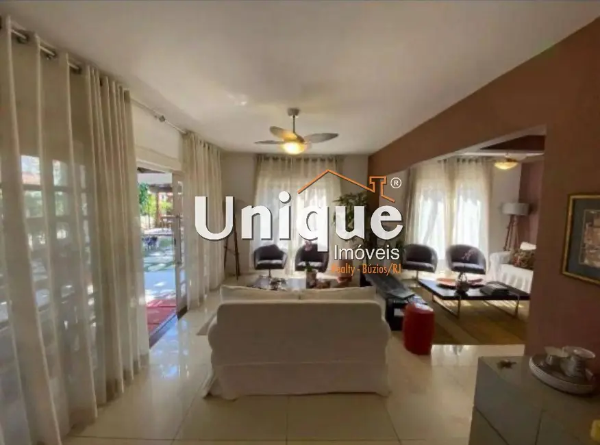 Foto 9 de Casa com 4 quartos à venda, 680m2 em Praia do Siqueira, Cabo Frio - RJ