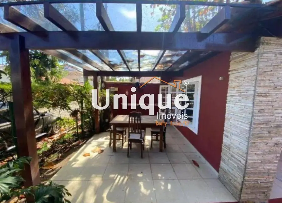 Foto 8 de Casa com 4 quartos à venda, 680m2 em Praia do Siqueira, Cabo Frio - RJ