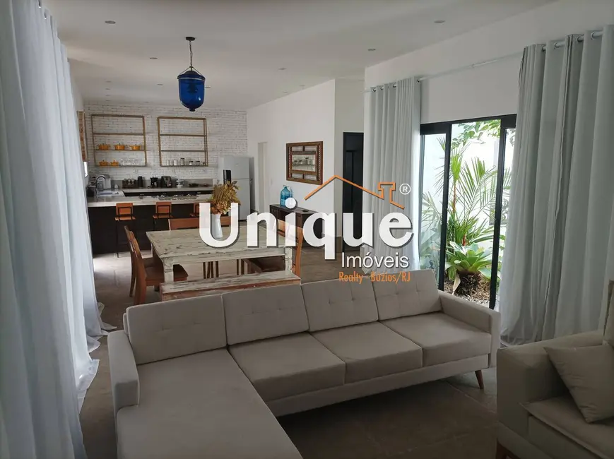 Foto 5 de Casa com 4 quartos à venda, 220m2 em Portinho, Cabo Frio - RJ