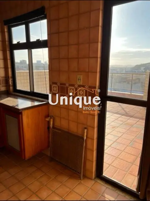 Foto 5 de Apartamento com 2 quartos à venda, 190m2 em Centro, Cabo Frio - RJ