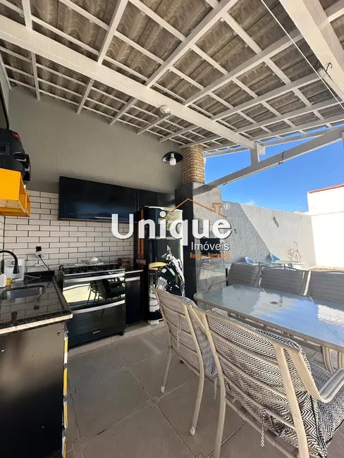 Foto 4 de Casa com 4 quartos à venda, 360m2 em Portinho, Cabo Frio - RJ