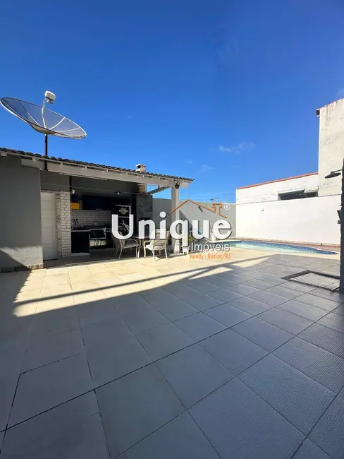 Foto 5 de Casa com 4 quartos à venda, 360m2 em Portinho, Cabo Frio - RJ