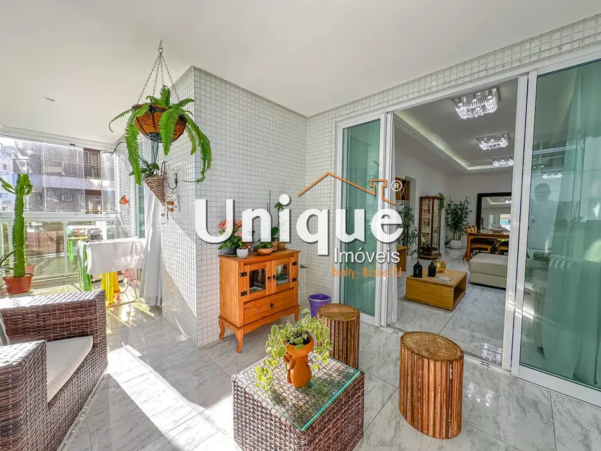 Apartamento com 3 quartos à venda, 160m2 em Braga, Cabo Frio - RJ - imagem 7 Foto 7 de Apartamento com 3 quartos à venda, 160m2 em Braga, Cabo Frio - RJ