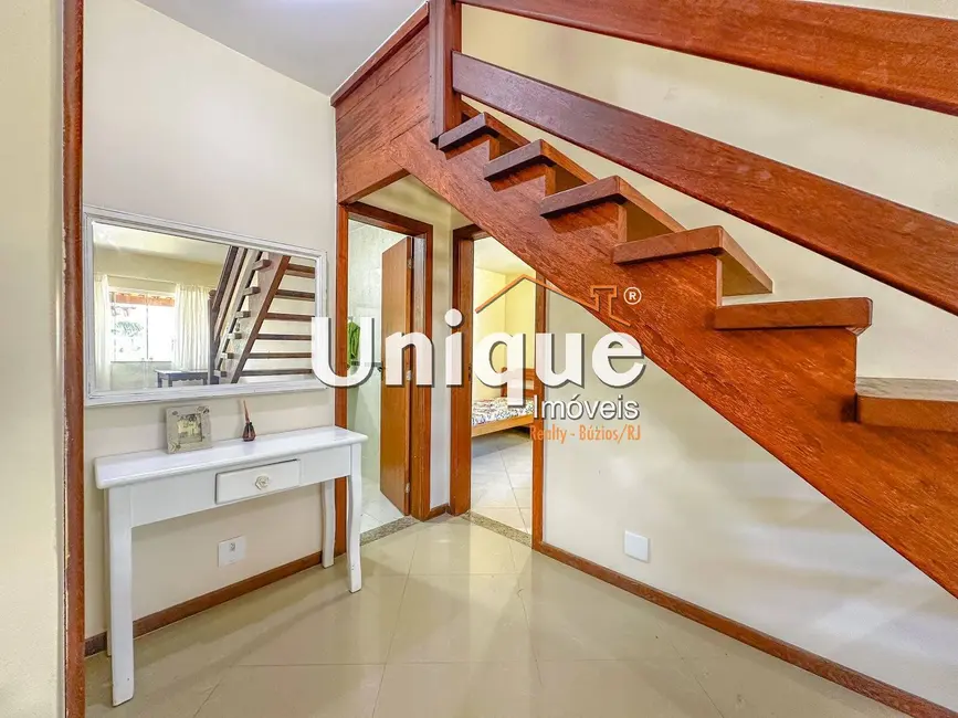 Casa com 4 quartos à venda, 300m2 em Cabo Frio - RJ - imagem 8 Foto 8 de Casa com 4 quartos à venda, 300m2 em Cabo Frio - RJ