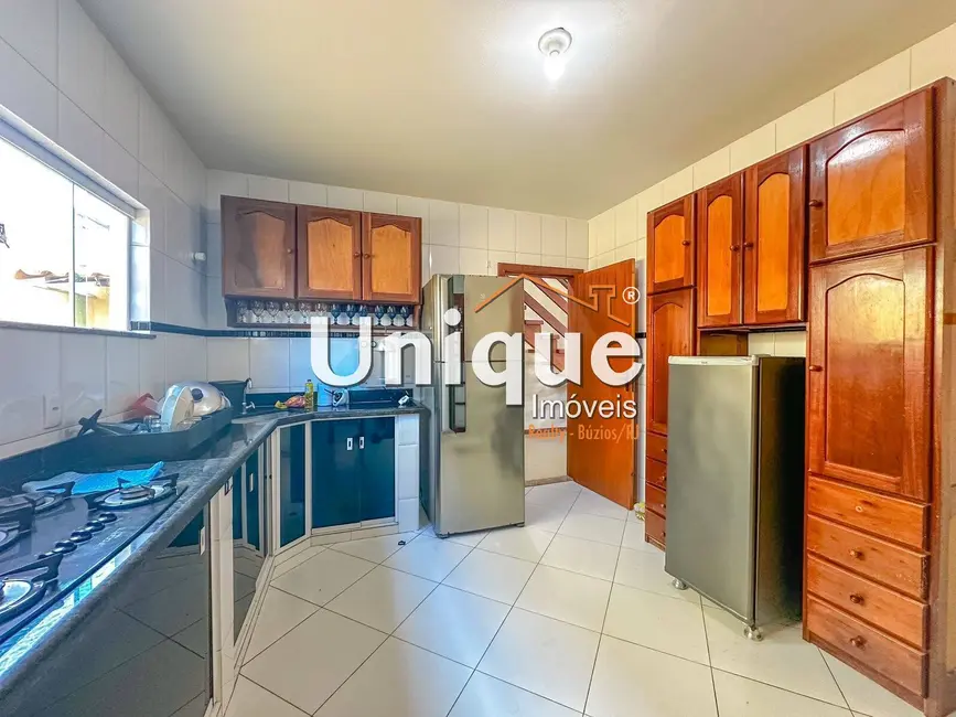 Casa com 4 quartos à venda, 300m2 em Cabo Frio - RJ - imagem 9 Foto 9 de Casa com 4 quartos à venda, 300m2 em Cabo Frio - RJ