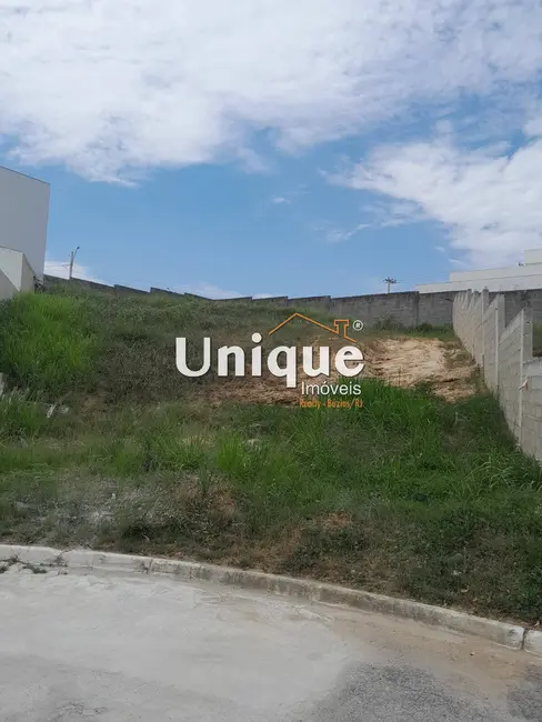 Foto 1 de Terreno / Lote à venda, 590m2 em Nova São Pedro, Sao Pedro Da Aldeia - RJ