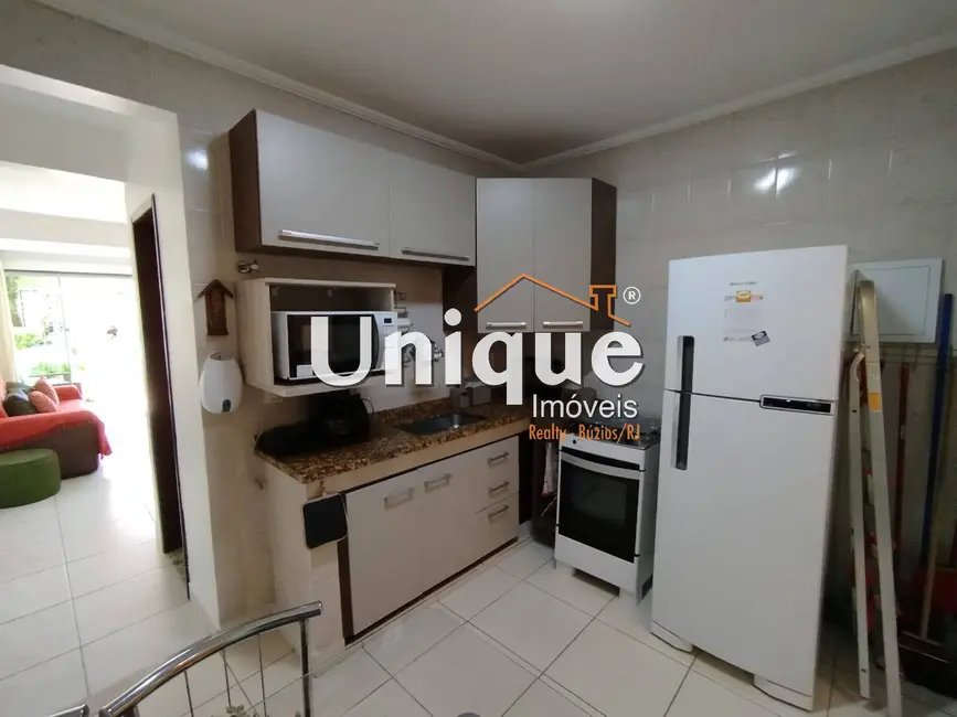 Casa com 2 quartos à venda, 90m2 em Portinho, Cabo Frio - RJ - imagem 9 Foto 9 de Casa com 2 quartos à venda, 90m2 em Portinho, Cabo Frio - RJ