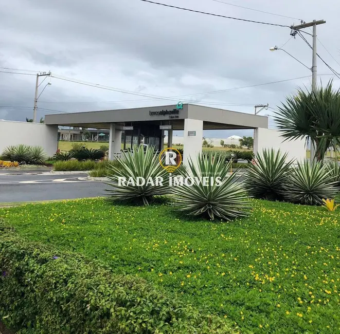 Foto 1 de Terreno / Lote à venda, 360m2 em Cabo Frio - RJ