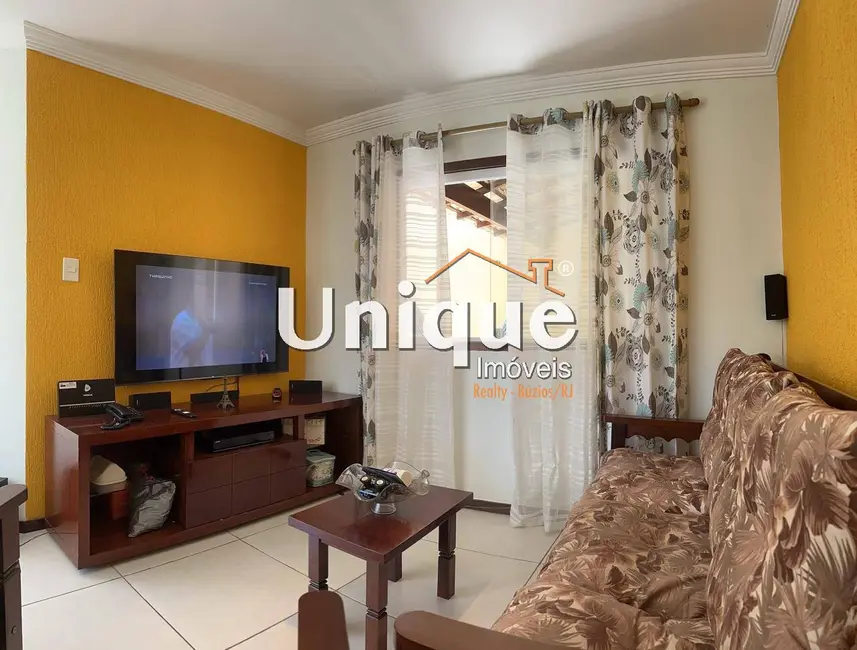 Casa com 2 quartos à venda, 100m2 em Peró, Cabo Frio - RJ - imagem 3 Foto 3 de Casa com 2 quartos à venda, 100m2 em Peró, Cabo Frio - RJ