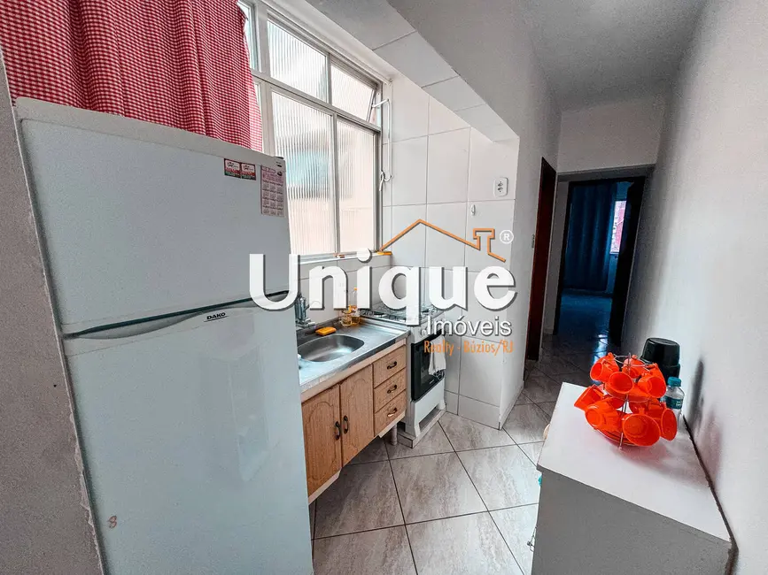 Apartamento com 1 quarto à venda, 50m2 em Centro, Cabo Frio - RJ - imagem 4 Foto 4 de Apartamento com 1 quarto à venda, 50m2 em Centro, Cabo Frio - RJ
