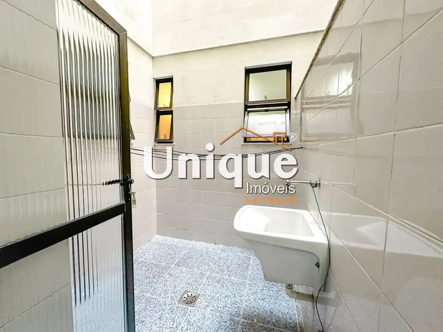 Apartamento com 3 quartos à venda, 130m2 em Passagem, Cabo Frio - RJ - imagem 8 Foto 8 de Apartamento com 3 quartos à venda, 130m2 em Passagem, Cabo Frio - RJ