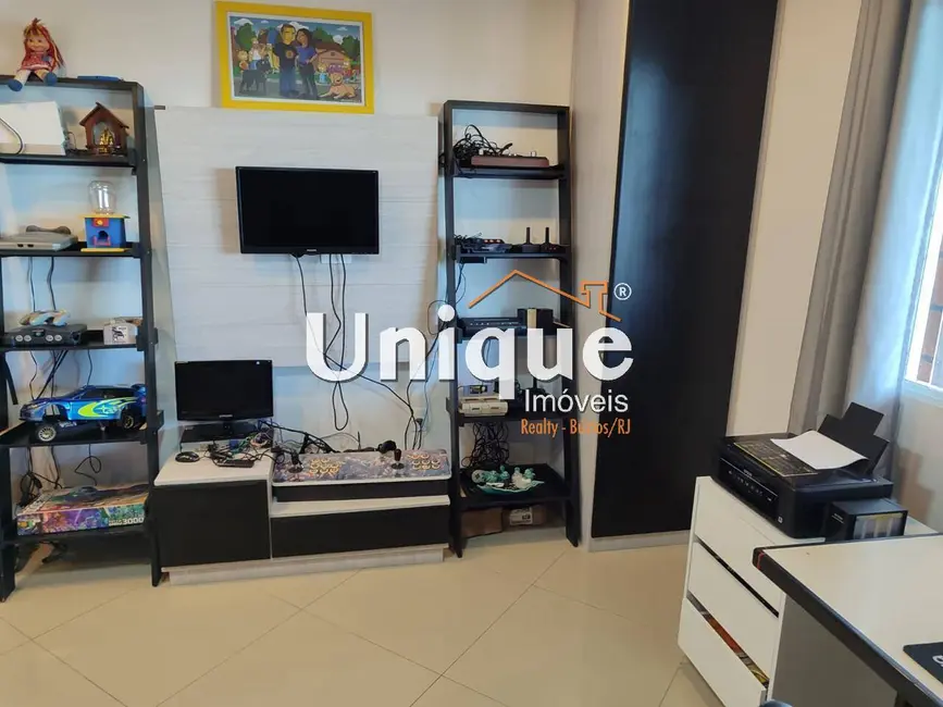 Foto 8 de Casa com 3 quartos à venda, 2046m2 em Arraial Do Cabo - RJ