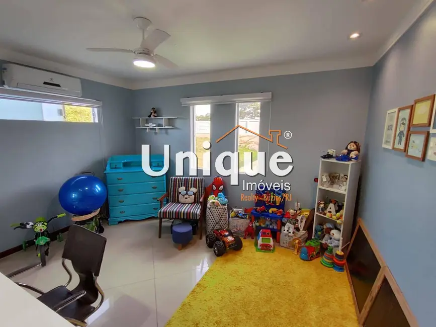 Foto 5 de Casa com 3 quartos à venda, 2046m2 em Arraial Do Cabo - RJ