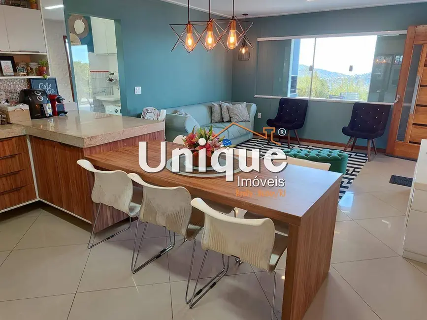 Foto 2 de Casa com 3 quartos à venda, 2046m2 em Arraial Do Cabo - RJ