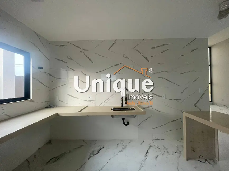 Foto 9 de Casa com 3 quartos à venda, 252m2 em Nova São Pedro, Sao Pedro Da Aldeia - RJ