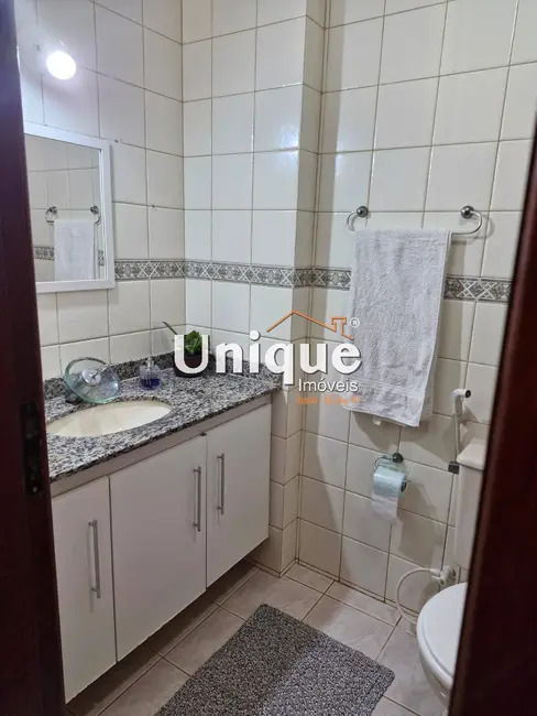 Foto 8 de Apartamento com 2 quartos à venda, 80m2 em Braga, Cabo Frio - RJ