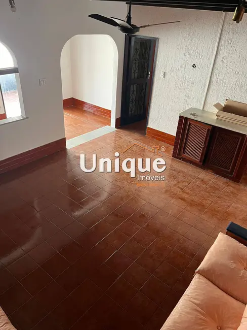 Foto 4 de Casa com 3 quartos à venda, 400m2 em Balneário das Conchas, Sao Pedro Da Aldeia - RJ