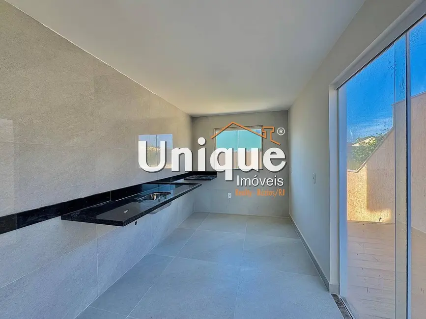 Casa com 4 quartos à venda, 220m2 em Cabo Frio - RJ - imagem 6 Foto 6 de Casa com 4 quartos à venda, 220m2 em Cabo Frio - RJ