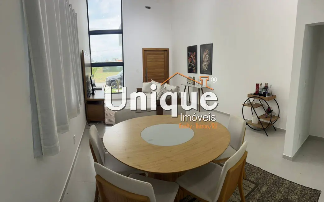 Foto 2 de Casa com 3 quartos à venda, 360m2 em Ogiva, Cabo Frio - RJ