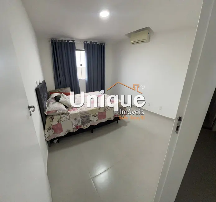 Casa com 3 quartos à venda, 360m2 em Ogiva, Cabo Frio - RJ - imagem 5 Foto 5 de Casa com 3 quartos à venda, 360m2 em Ogiva, Cabo Frio - RJ