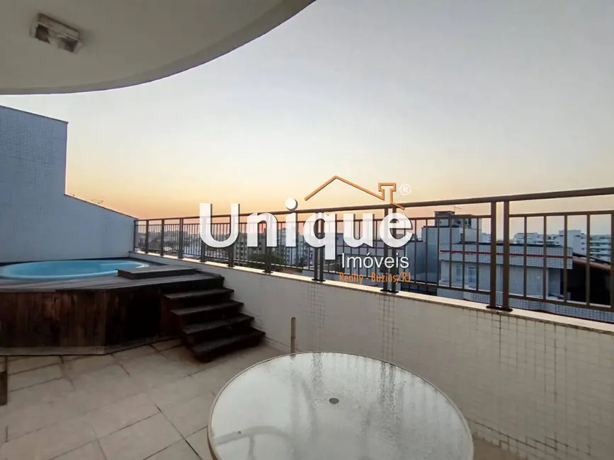 Foto 1 de Apartamento com 4 quartos à venda, 170m2 em Braga, Cabo Frio - RJ