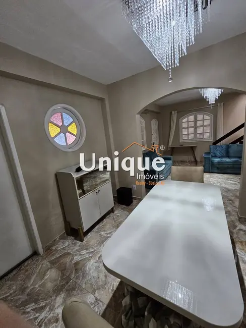 Foto 4 de Casa com 3 quartos à venda, 120m2 em Vila Blanche, Cabo Frio - RJ