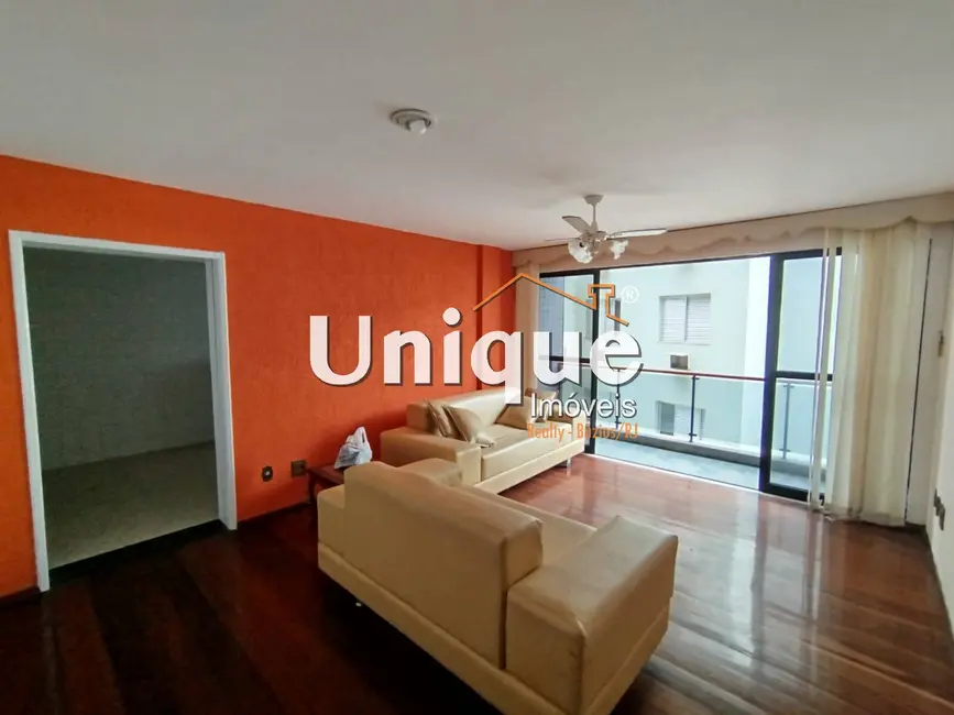 Apartamento com 3 quartos à venda, 132m2 em Vila Nova, Cabo Frio - RJ - imagem 3 Foto 3 de Apartamento com 3 quartos à venda, 132m2 em Vila Nova, Cabo Frio - RJ