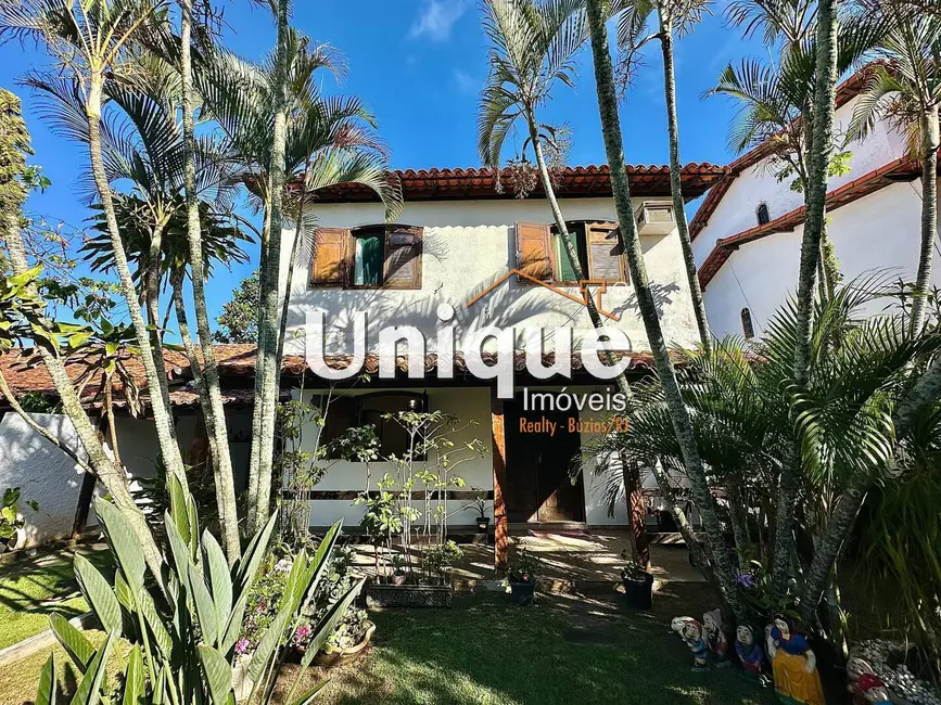 Foto 1 de Casa com 4 quartos à venda, 187m2 em Braga, Cabo Frio - RJ