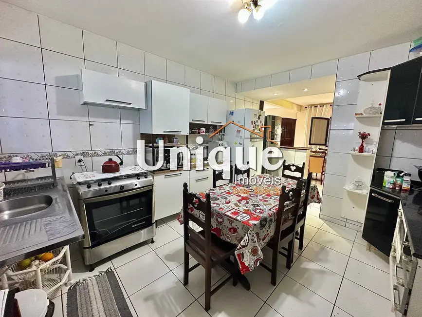 Foto 6 de Casa com 4 quartos à venda, 187m2 em Braga, Cabo Frio - RJ